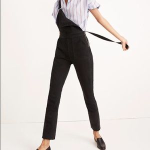 Madewell Women’s Skinny Overalls in Lunar Wash xs